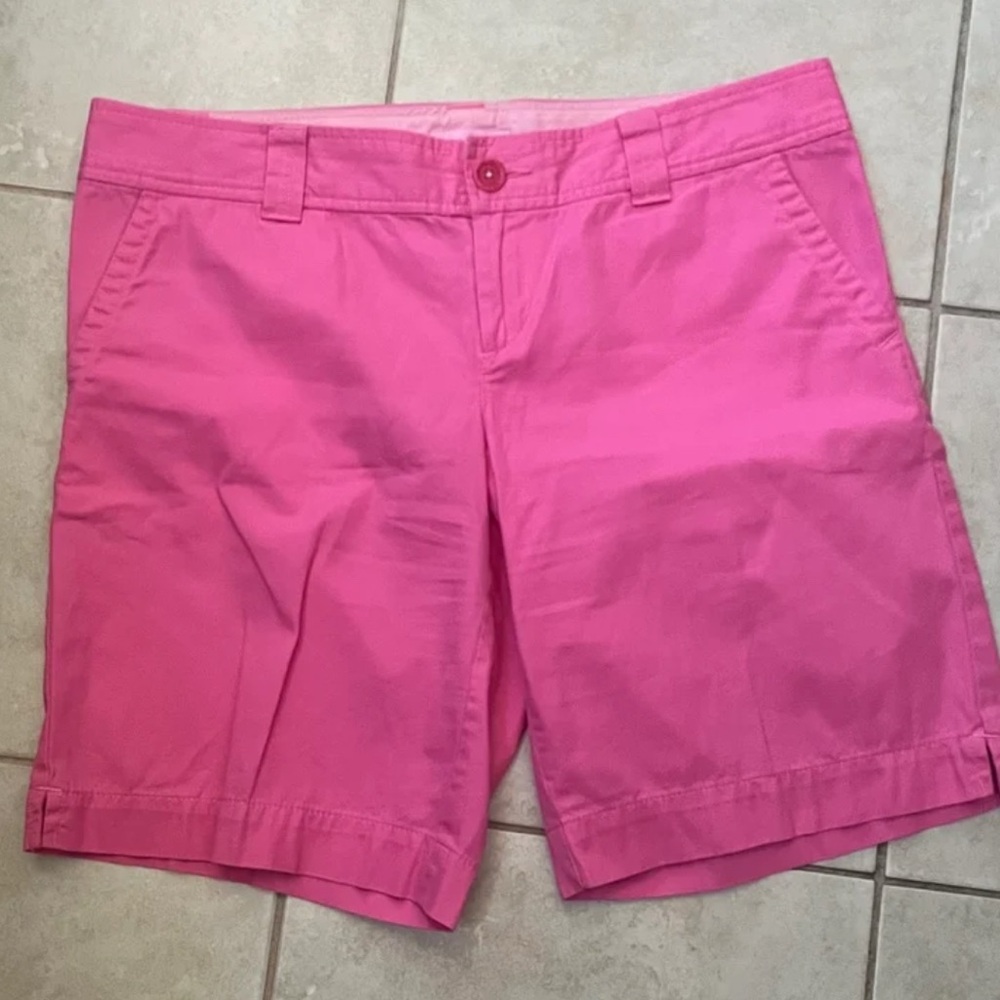 Lily Pulitzer size 10 Pink mid thigh shorts